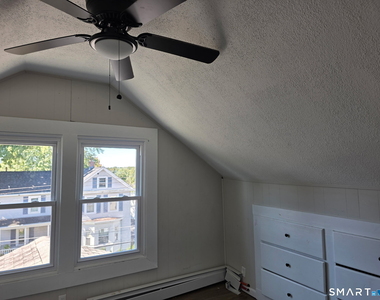 82 Windsor Street - Photo Thumbnail 13