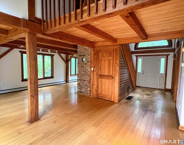 8 Equestrian Drive - Photo Thumbnail 4