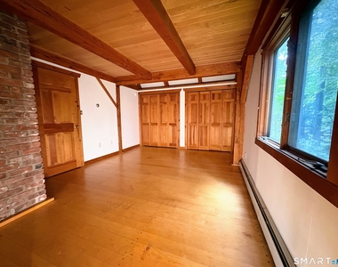 8 Equestrian Drive - Photo Thumbnail 10