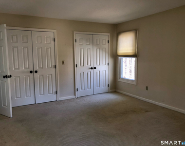 409 Georgetown Drive - Photo Thumbnail 11
