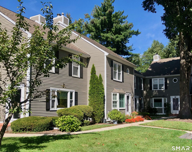 409 Georgetown Drive - Photo Thumbnail 16