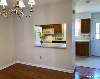 409 Georgetown Drive - Photo Thumbnail 3