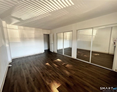 80 Cartright Street - Photo Thumbnail 24