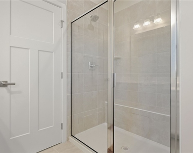6003 Lampl Ln - Photo Thumbnail 22