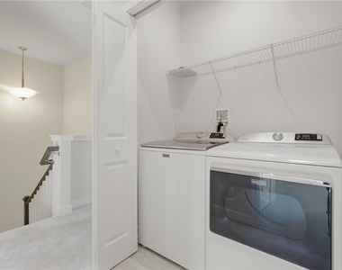 6003 Lampl Ln - Photo Thumbnail 27