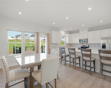 6003 Lampl Ln - Photo Thumbnail 15