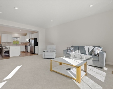 6003 Lampl Ln - Photo Thumbnail 7
