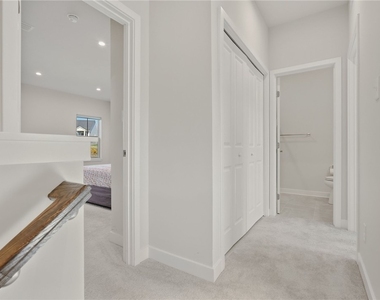 6003 Lampl Ln - Photo Thumbnail 17