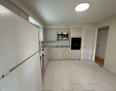 508 Verna Drive - Photo Thumbnail 5