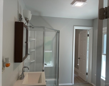 408 2nd North Street - Photo Thumbnail 7