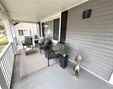 124 Curtis Place - Photo Thumbnail 1