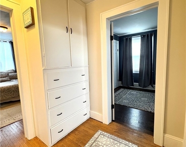 124 Curtis Place - Photo Thumbnail 22
