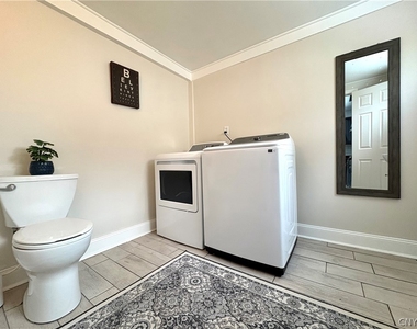 124 Curtis Place - Photo Thumbnail 14