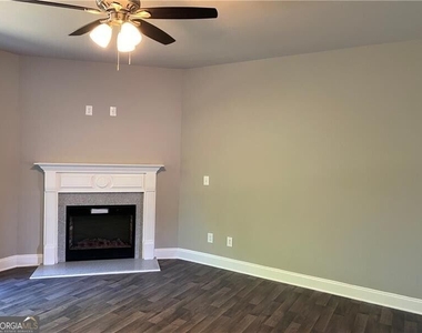 9 Richardson Street - Photo Thumbnail 6