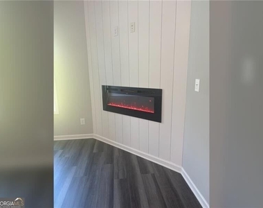 5274 Fox Den Road - Photo Thumbnail 9