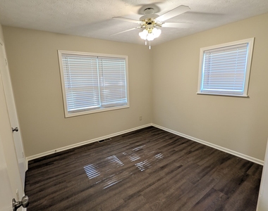 723 Cardinal Circle - Photo Thumbnail 1