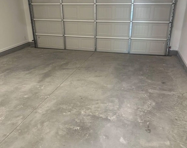240 Vision Street - Photo Thumbnail 18