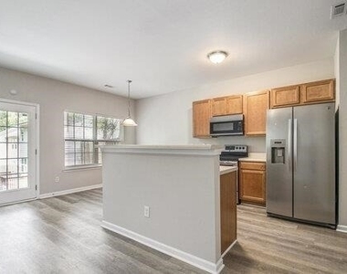 6850 Gallier Street - Photo Thumbnail 7