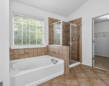 1201 Shelborne Way - Photo Thumbnail 3