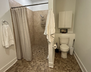 30 E Johnston Street - Photo Thumbnail 4