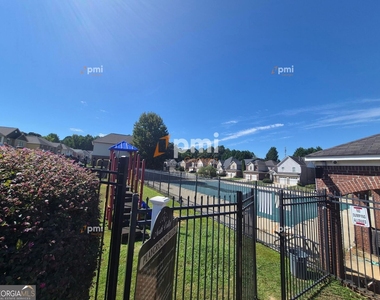 1236 Faye Court - Photo Thumbnail 21