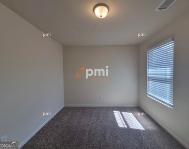 1236 Faye Court - Photo Thumbnail 11