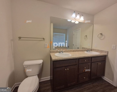 1236 Faye Court - Photo Thumbnail 16