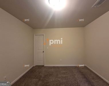 1236 Faye Court - Photo Thumbnail 9
