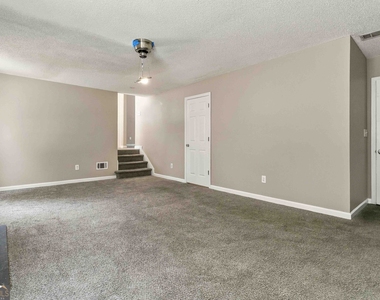 7049 Sir Galahad Way - Photo Thumbnail 9