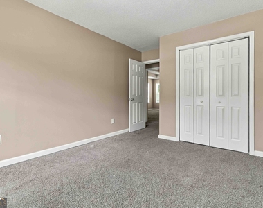 7049 Sir Galahad Way - Photo Thumbnail 20