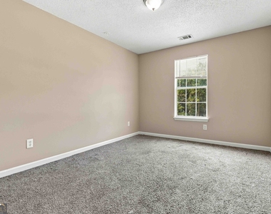 7049 Sir Galahad Way - Photo Thumbnail 19