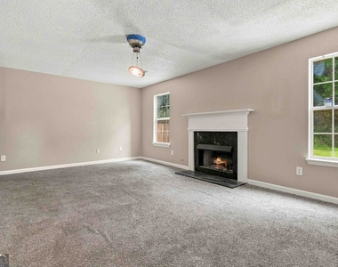 7049 Sir Galahad Way - Photo Thumbnail 8