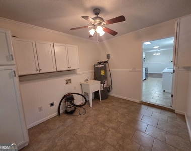 852 Hines Road - Photo Thumbnail 28