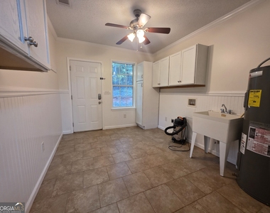 852 Hines Road - Photo Thumbnail 27