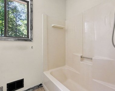 3169 N Hembree Road - Photo Thumbnail 16