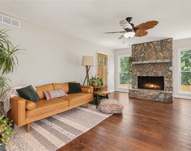 3169 N Hembree Road - Photo Thumbnail 13