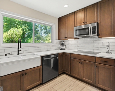 3169 N Hembree Road - Photo Thumbnail 9