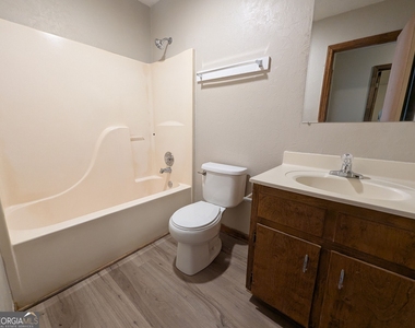 271 Reed Street - Photo Thumbnail 4