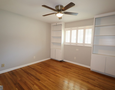 3810 Beya Way - Photo Thumbnail 23