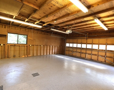 3810 Beya Way - Photo Thumbnail 24