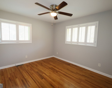 3810 Beya Way - Photo Thumbnail 20