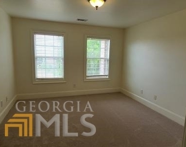 1204 Sand Castle Court - Photo Thumbnail 20