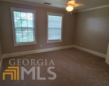 1204 Sand Castle Court - Photo Thumbnail 23