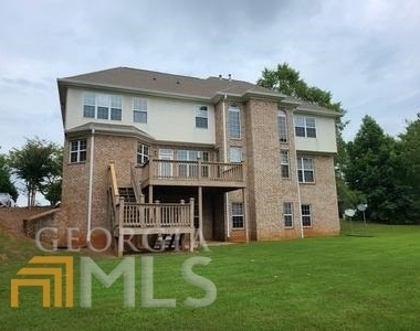 1204 Sand Castle Court - Photo Thumbnail 1