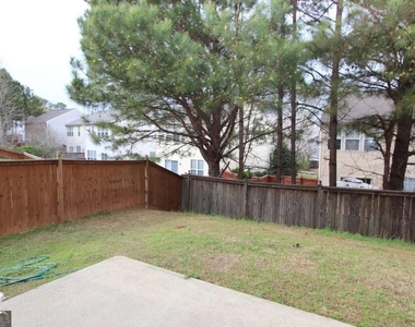 305 Wittenridge Court - Photo Thumbnail 5