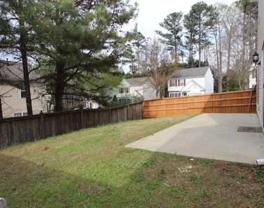 305 Wittenridge Court - Photo Thumbnail 6