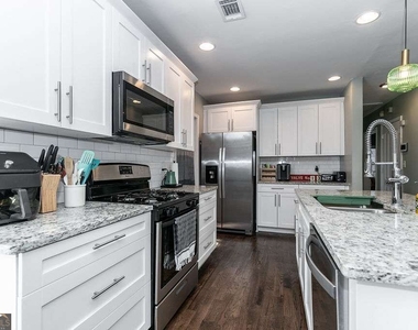 518 Erin Avenue Sw - Photo Thumbnail 14