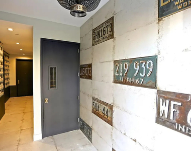 1513 Gates Avenue - Photo Thumbnail 12