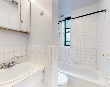 324 East 91st Street - Photo Thumbnail 4