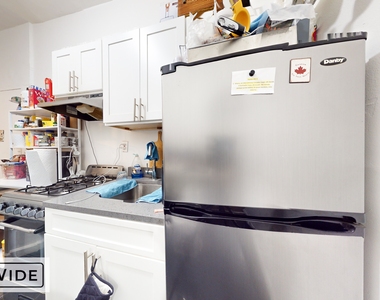 265 East 78th Street - Photo Thumbnail 2